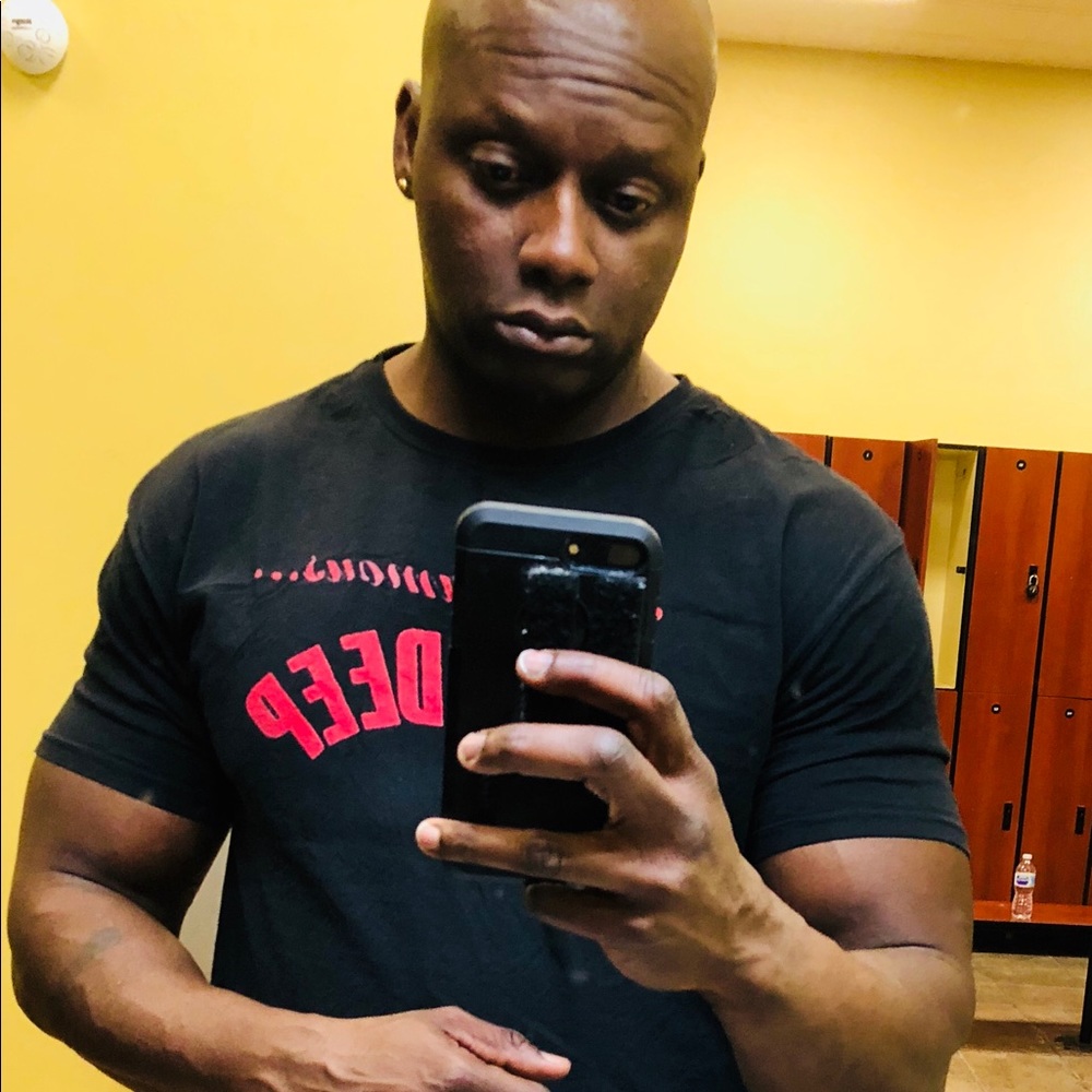 Meet your Posher, Voneric